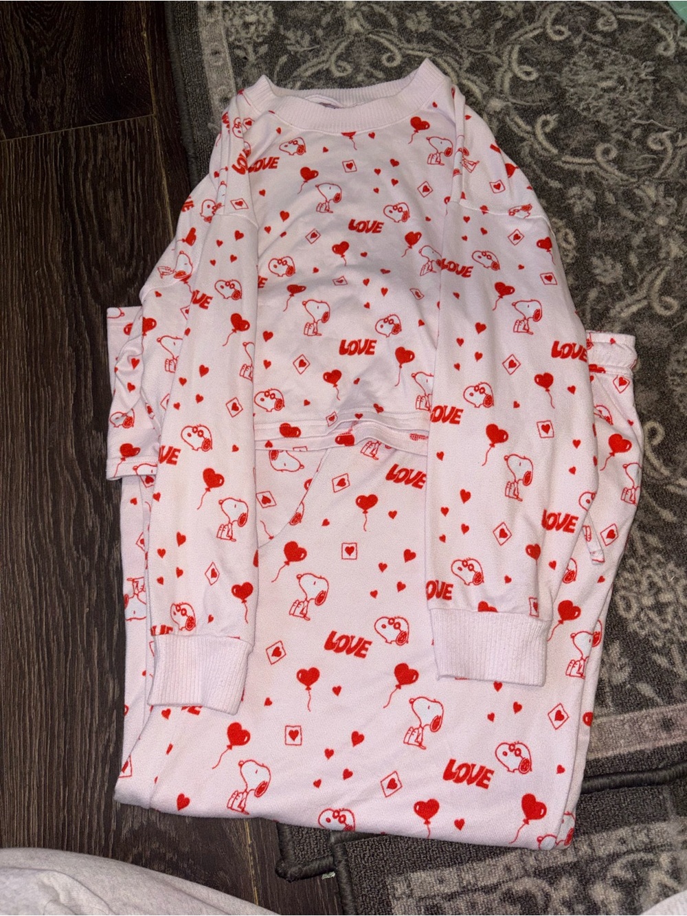 American Eagle Outfitters Pink Snoopy 'Love' Pajama Set with Red Print